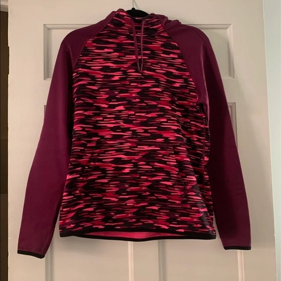 Nike Thermafit Sweatshirt/Hoodie size small pink camo - Picture 8 of 8